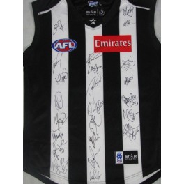 2013 Collingwood Jersey Signed by 24 2013 Team