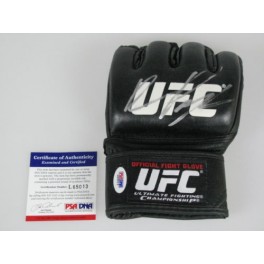 Quinton 'Rampage' Jackson Hand Signed UFC Glove + PSA/DNA COA